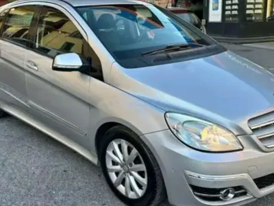 Usata Mercedes B180