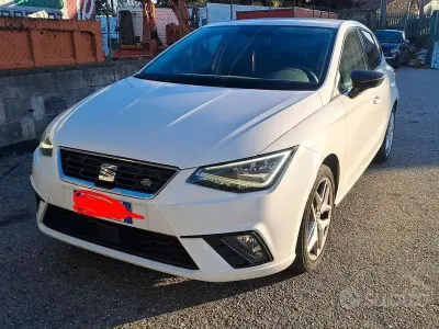 Käytetty Seat Ibiza FR 90 HP (66 kW) 2019 Valkoinen Viistoperä