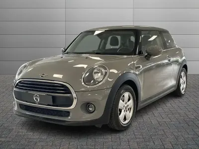 Usata Mini ONE 75 CV (55 kW) 2020 Antracite Utilitaria