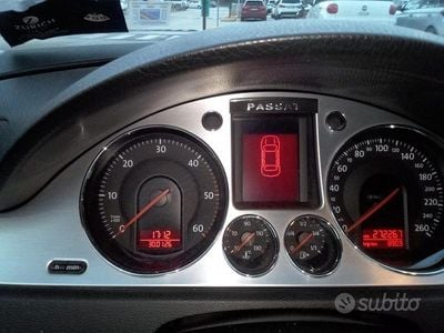 Occasion VW Passat 140 PK (102 kW) 2006 Grijs Stationwagen
