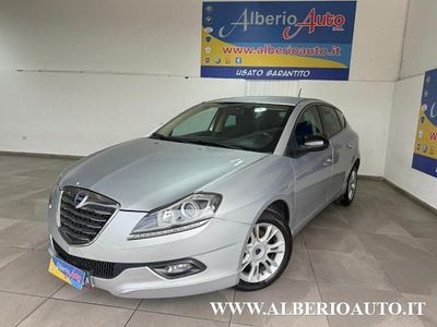 Usata Lancia Delta Silver 120 CV (88 kW) 2011 Argento Utilitaria