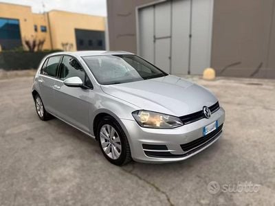 Begagnad VW Golf VII 110 HK (80 kW) 2014 Grå Sedan