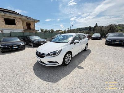 Usata Opel Astra 136 CV (100 kW) 2017 Bianco Station wagon