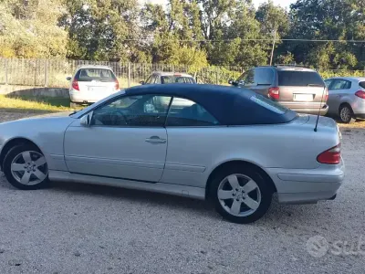 Usado Mercedes CLK230
