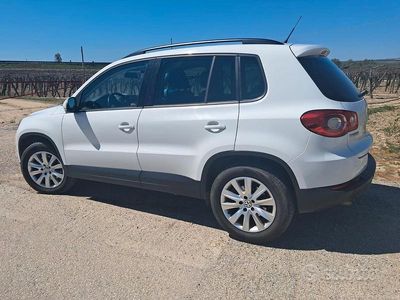 Usata VW Tiguan Trendline 140 CV (102 kW) 2010 Bianco SUV