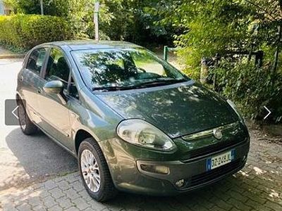 Usata Fiat Punto 77 CV (56 kW) 2009 Verde Utilitaria
