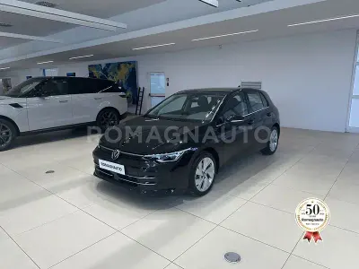 Usata VW Golf VIII Style 150 CV (110 kW) 2025 Nero Utilitaria