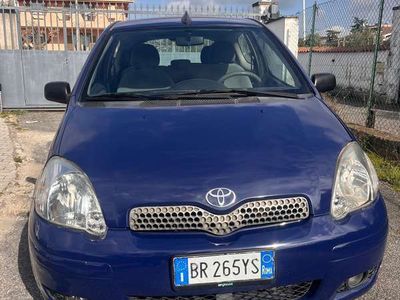 usata Toyota Yaris 3p 1.0 Sol