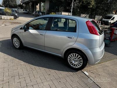 Occasion Fiat Grande Punto Active 77 ch (56 kW) 2010 Gris Citadine