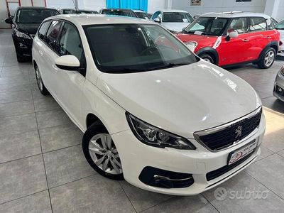 Usata Peugeot 308 Active 130 CV (95 kW) 2019 Bianco Station wagon
