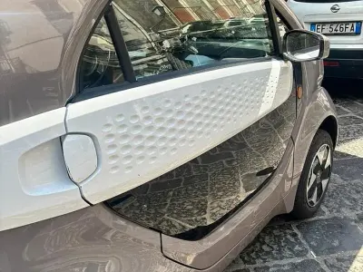 Usata XEV Yoyo 7 kW (10 CV) 2023 Marrone Utilitaria