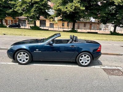 Usata Mercedes SLK230 193 CV (141 kW) 1998 Blu Cabrio