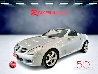 Usata Mercedes SLK200 163 CV (119 kW) 2006 Grigio Cabrio