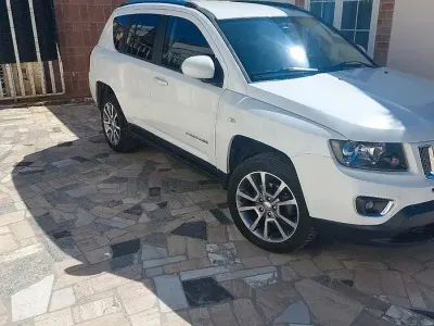 Usata Jeep Compass Limited 163 CV (119 kW) 2013 Bianco SUV