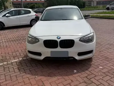 Usata BMW 114 95 CV (69 kW) 2014 Bianco Utilitaria