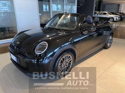 Usata Mini Cooper Cabriolet Classic 163 CV (119 kW) 2025 Midnight black ii Cabrio