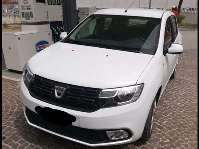 usata Dacia Sandero full optional 900 benzina anno 2017