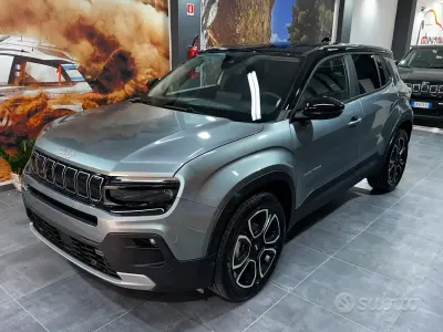 Usata Jeep Avenger Altitude 101 CV (74 kW) 2023 Grigio SUV