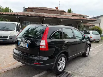 Usata Honda CR-V Exclusive 150 CV (110 kW) 2010 Nero SUV