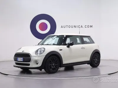 Usata Mini ONE 75 CV (55 kW) 2016 Bianco Utilitaria