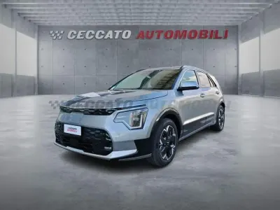 Usata Kia e-Niro 150 kW (204 CV) 2023 Grigio SUV