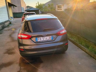 Usata Ford Mondeo 163 CV (119 kW) 2017 Grigio Station wagon