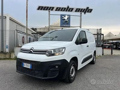 Usata Citroën Berlingo Live 102 CV (75 kW) 2021 Bianco Monovolume