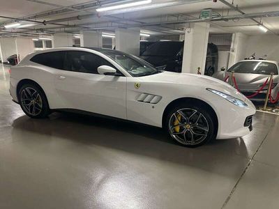 Usata Ferrari GTC4Lusso 610 CV (448 kW) 2020 Bianco Station wagon