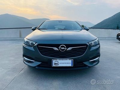 Grigio Usata 2017 Opel Insignia Sport Berlina | 11.999 € (Buon prezzo)