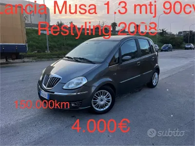 Usata Lancia Musa 90 CV (66 kW) 2008 Grigio Monovolume