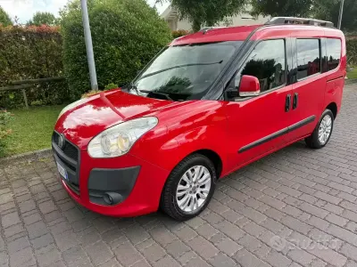 Käytetty Fiat Doblò 120 HP (88 kW) 2010 Punainen Tila-auto