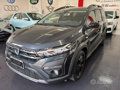 Usata Dacia Jogger Extreme 101 CV (74 kW) 2022 Grigio Monovolume