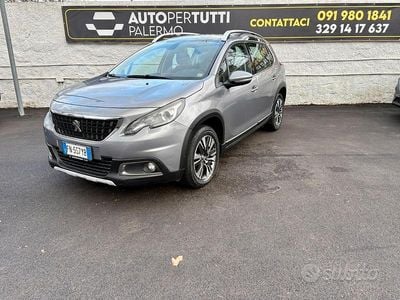 Usata Peugeot 2008 100 CV (73 kW) 2018 Grigio SUV