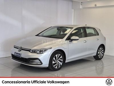 Grigio Usata 2022 VW Golf Style Berlina | 26.590 € (Buon prezzo)
