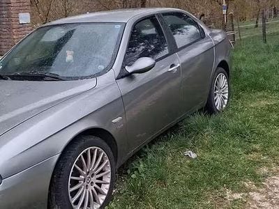 Usata Alfa Romeo 156 150 CV (110 kW) 2005 Grigio Berlina