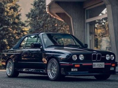 Usata BMW M3 Cabriolet 215 CV (158 kW) 1991 Other Cabrio