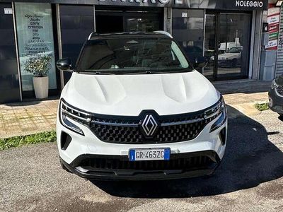Usata Renault Austral Techno 131 CV (96 kW) 2024 Bianco SUV