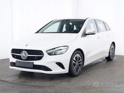 Mercedes B200