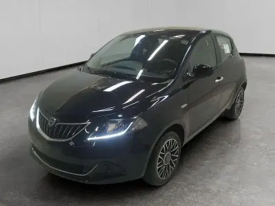 Usata Lancia Ypsilon S 69 CV (50 kW) 2024 Nero Utilitaria