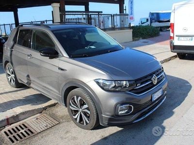 Usata VW T-Cross R 95 CV (69 kW) 2020 Grigio SUV