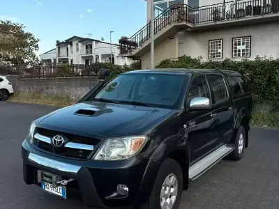 Begagnad Toyota HiLux 171 HK (125 kW) 2009 Svart Pickup