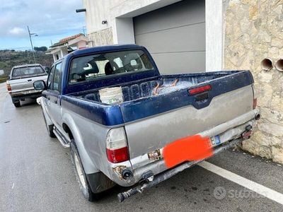 Usata Mitsubishi L200 115 CV (84 kW) 2002 Pick-up