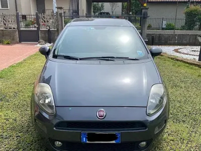 Usata Fiat Grande Punto 75 CV (55 kW) 2013 Utilitaria