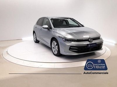 Usata VW Golf VIII 150 CV (110 kW) 2025 Argento Utilitaria