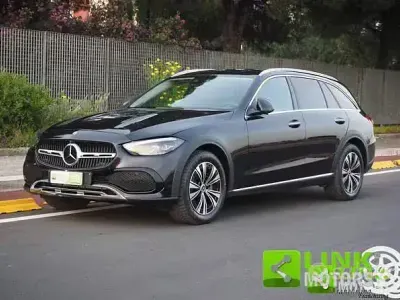 Usata Mercedes C220 Premium Plus 200 CV (147 kW) 2023 Nero Station wagon