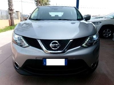 Begagnad Nissan Qashqai Acenta Premium 110 HK (80 kW) 2014 Silver SUV