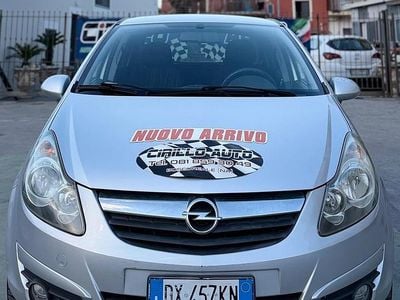 Usata Opel Corsa 85 CV (62 kW) 2010 Grigio Utilitaria