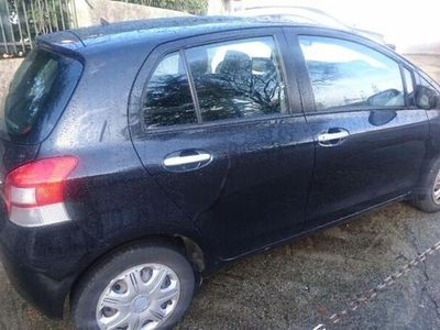 usata Toyota Yaris 16V cat 5 porte usato