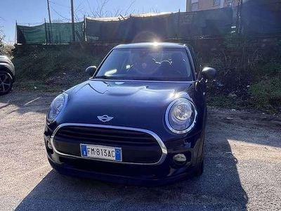 Usata Mini ONE 102 CV (75 kW) 2017 Blu/azzurro Utilitaria