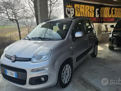 Usata Fiat Panda Pop 69 CV (50 kW) 2015 Grigio Utilitaria